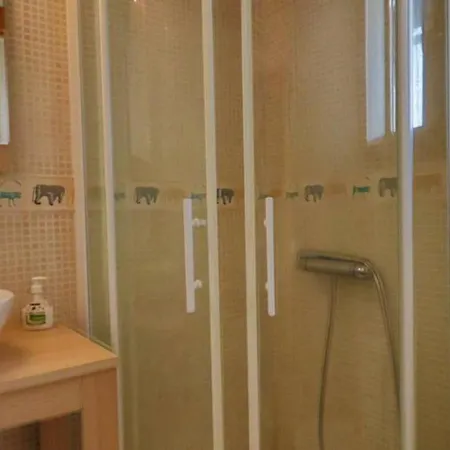 Casa vacanze Maison Avec Piscine, Terrasse Et Multiples Activites - - Fr-1-738-19